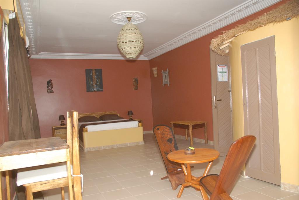 Maison D'Hotes Opanoramic Dakar Ruang foto